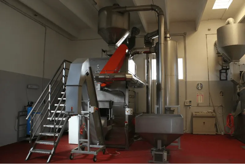 Lavatrice-a-bagno-in-acciaio-inox-con-applicazione-per-trattamento-con-vapore-dei-tappi-di-sughero-capacità-20.000-pezzi-per-ciclo